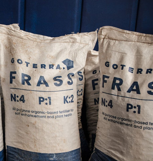 Frass loose 10kg pack image 0